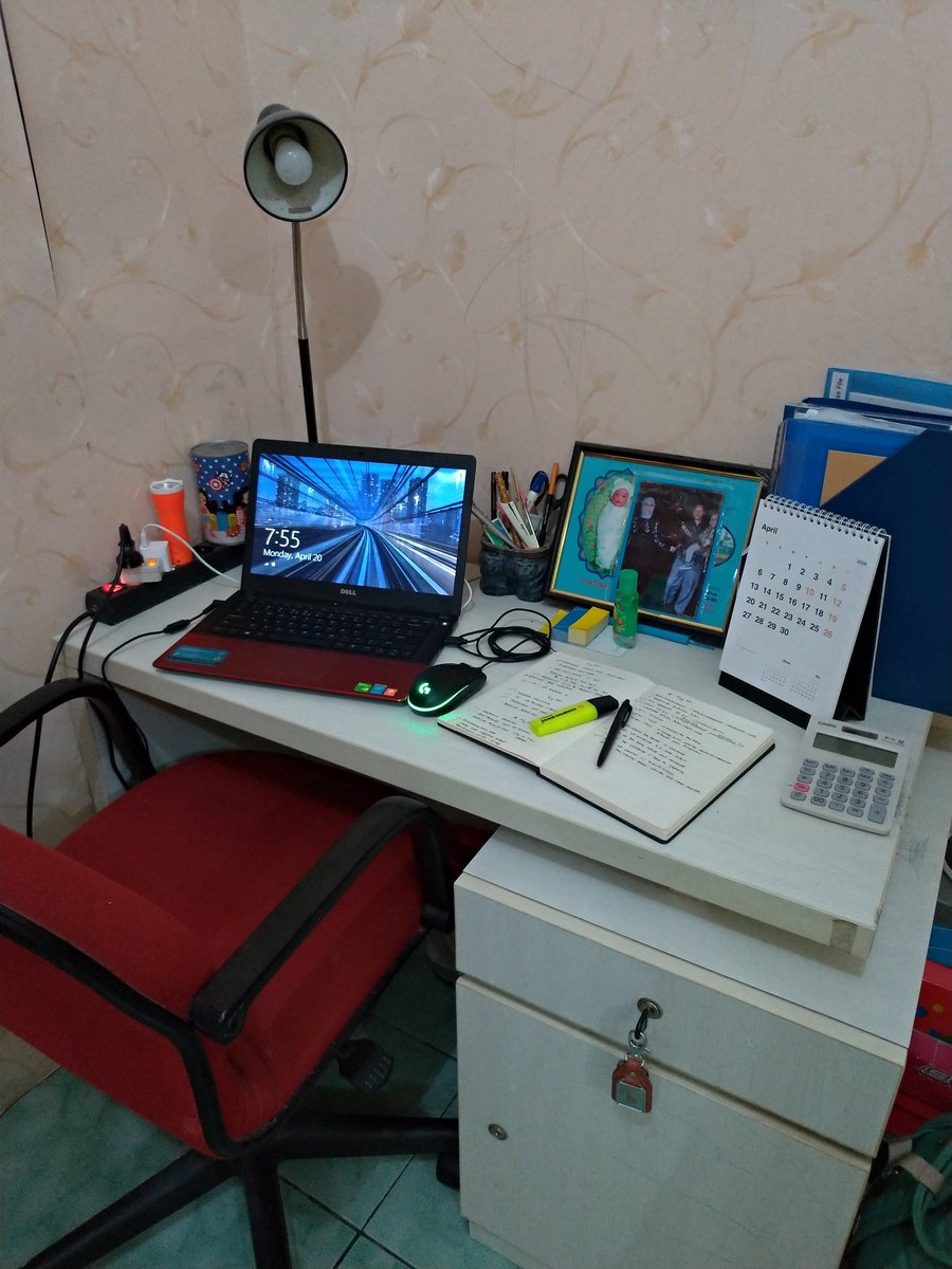 IndahNusantari's tweet photo. @LogitechID My Check Point on weekdays..@ChristinStax @suyoto78607355 @thelina1817 #MyNewOffice #KerjaDariRumah #BelajardariRumah #LogitechID https://t.co/QVPJWV7zAk