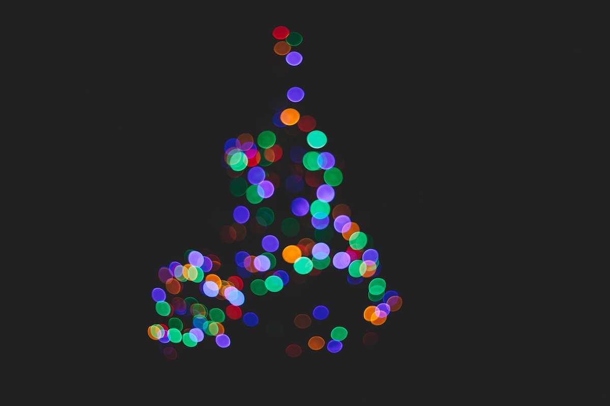 rickseaney's tweet photo. Christmas travel? There are steals out there if flying Dec. 22-26, like LA-NY, $263; Chicago-Ft. Lauderdale $138; Dallas-Denver, $94 (and these are r/t fares). https://t.co/t5gAJ8GkRc #Cheapflights #WhenQuarantineEnds https://t.co/yDqjmDCWBt