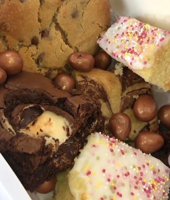 Thank you for all the sugar rush purchases! 💗💗
Please DM me or send a text to 07950 332908 to pre order a treat box for this weekend! 

A new and exclusive additional bake will be featured in the box each week! You do not want to miss out!!!! Get yours now! 👇👇👇👇👇