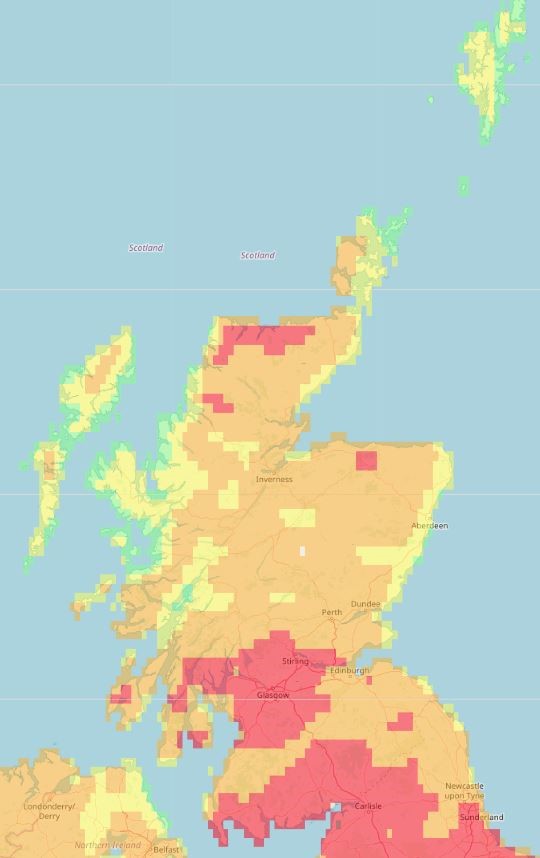 From Dunblane to Strathpeffer, our crews worked tirelessly alongside partners at the weekend to control and extinguish a number of challenging wildfires 🚒 

⚠️ Please note: an 'extreme' risk of wildfire warning remains in place for large parts of Scotland throughout this week ⚠️