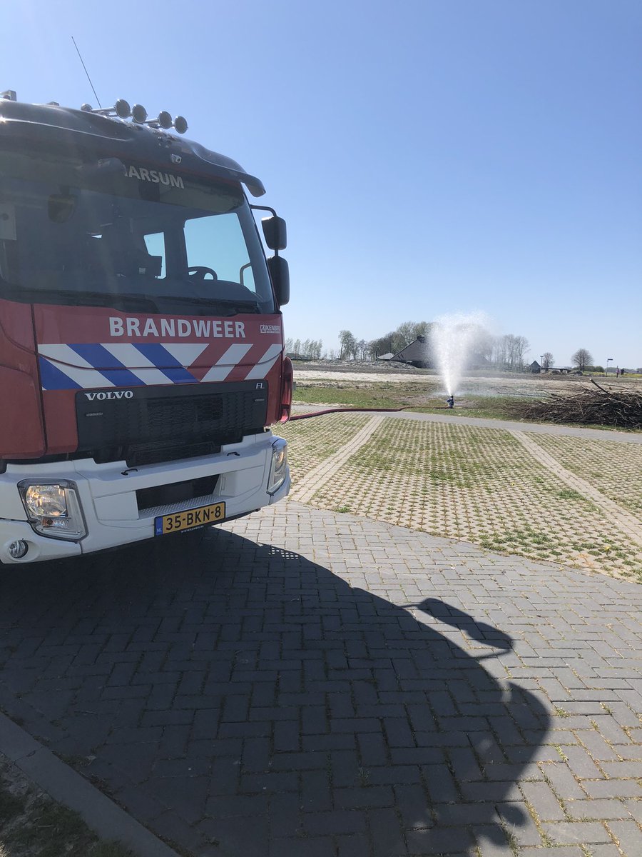 Laatst het spul in de auto laten draaien en testen, nu is de pomp aan de beurt! Samen met <a href="/AndriesF66/">Andries Fokkema</a>  #pompen #kenbri #volvo <a href="/BrandweerFrl/">Brandweer Fryslân</a>
