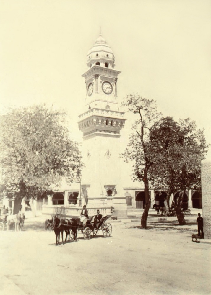 wolfdawn4's tweet photo. Osmanlı Halep saat kulesi, Suriye, 1900'ler. Aleppo clock tower, Syria, 1900's.   Islam Rahmat Semesta   .🏳️🏴🏳️. #xoyoi https://t.co/FsSZdxcdtG