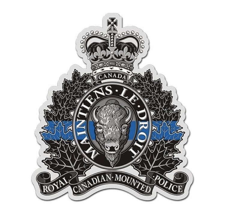 CUConservatives's tweet image. Thinking of those involved with the shooting yesterday morning in Nova Scotia, especially the fallen member of the RCMP💙⚫️💙