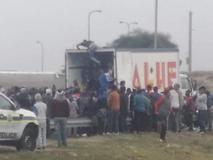 Truck carrying food parcels looted.People are starving, and they are not being allowed to earn a basic income.Without any economic recovery plan, with corruption continuing, despite the crisis, this is only going to get worse.We need to reconsider lockdown regulations!