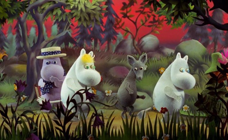 The Comet Song (2010)The video is made up from parts of the film Moomins and the Comet Chase. The Moomins are seen working in a team and running away from a comet.