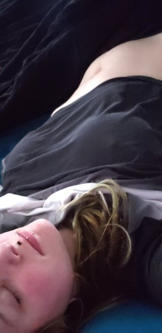 Good morning! Welcome me back from my unintended hiatus with a tribute.  🦇💸 How is everybody?  💕  🦇 findom<a href="/tag/live"class="tags"><span>#live</span></a><a href="/tag/chaturbate"class="tags"><span>#chaturbate</span></a>