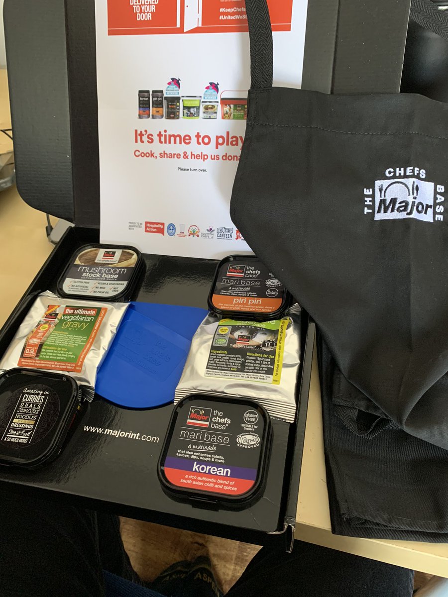 EastavenueRest's tweet photo. Looking forward to cooking up some dishes with these @MajorInt #KeepChefsCooking #UnitedWeStand it’s time to play @Eastleigh_Col @gcheesechef #educatecreateinspire https://t.co/LzKNkWXPIB