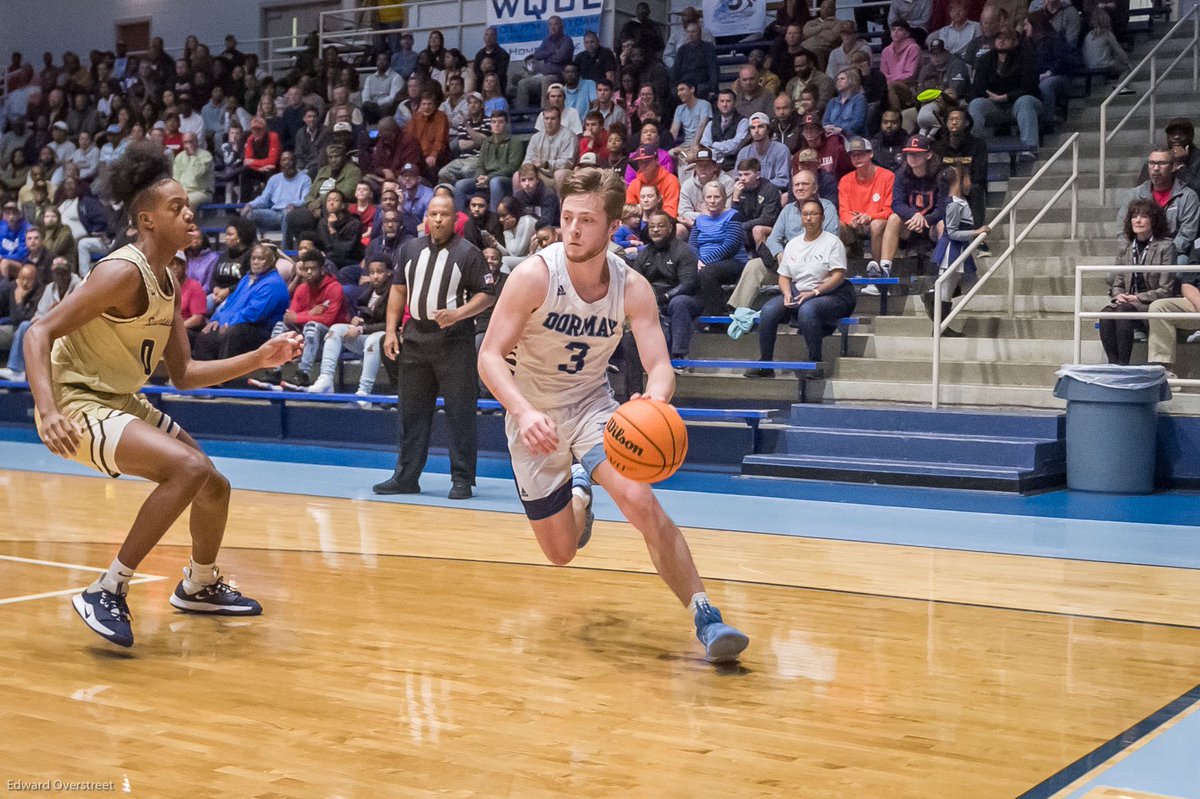 DormanRadio's tweet photo. Senior twins Anna and Jack Renwick will be our guests on Tuesday on The Inside Dorman Athletics Show live at 9 am with a replay at 1 pm. On the radio at 101.7 FM WQUL &amp; online at https://t.co/ao2KJi5gvo. ⁦@DormanHoops⁩ ⁦@DormanBaseball⁩ ⁦@DormanVB⁩ https://t.co/zjhneNzg3l