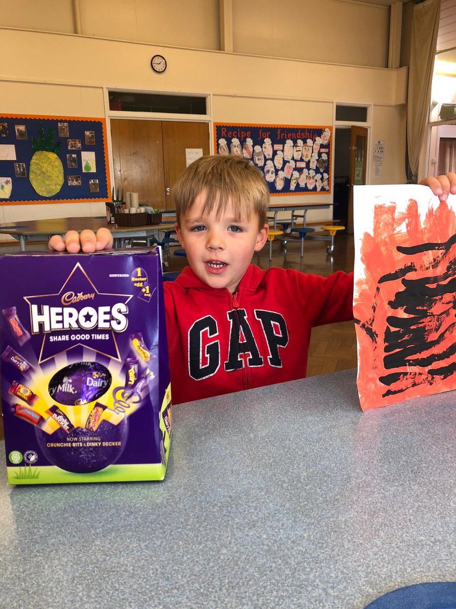 WHPrimary's tweet photo. Zachary had a lovely picture to show Bradley when @Communitywarden visited today. He was very pleased with his Easter Egg #chocolate #keyworkers #StayHomeSaveLives #kindgift #thankyou https://t.co/gYlrlNVpVr