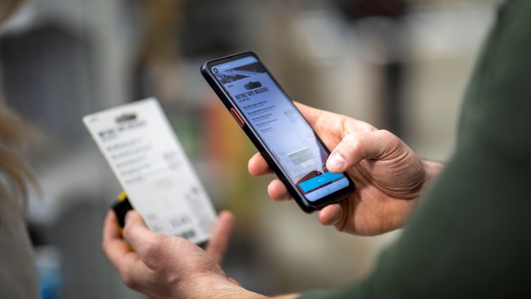 NeowinFeed's tweet image. Samsung's Galaxy XCover Pro, for frontline workers, is now available in the U.S. #GalaxyXCoverPro #XCoverPro neowin.net/news/samsungs-…