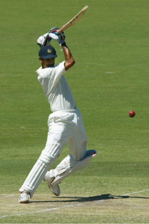 THREAD The joy of Dravid on the off side captured from point/cover region. @debayansen Something that I was talking about