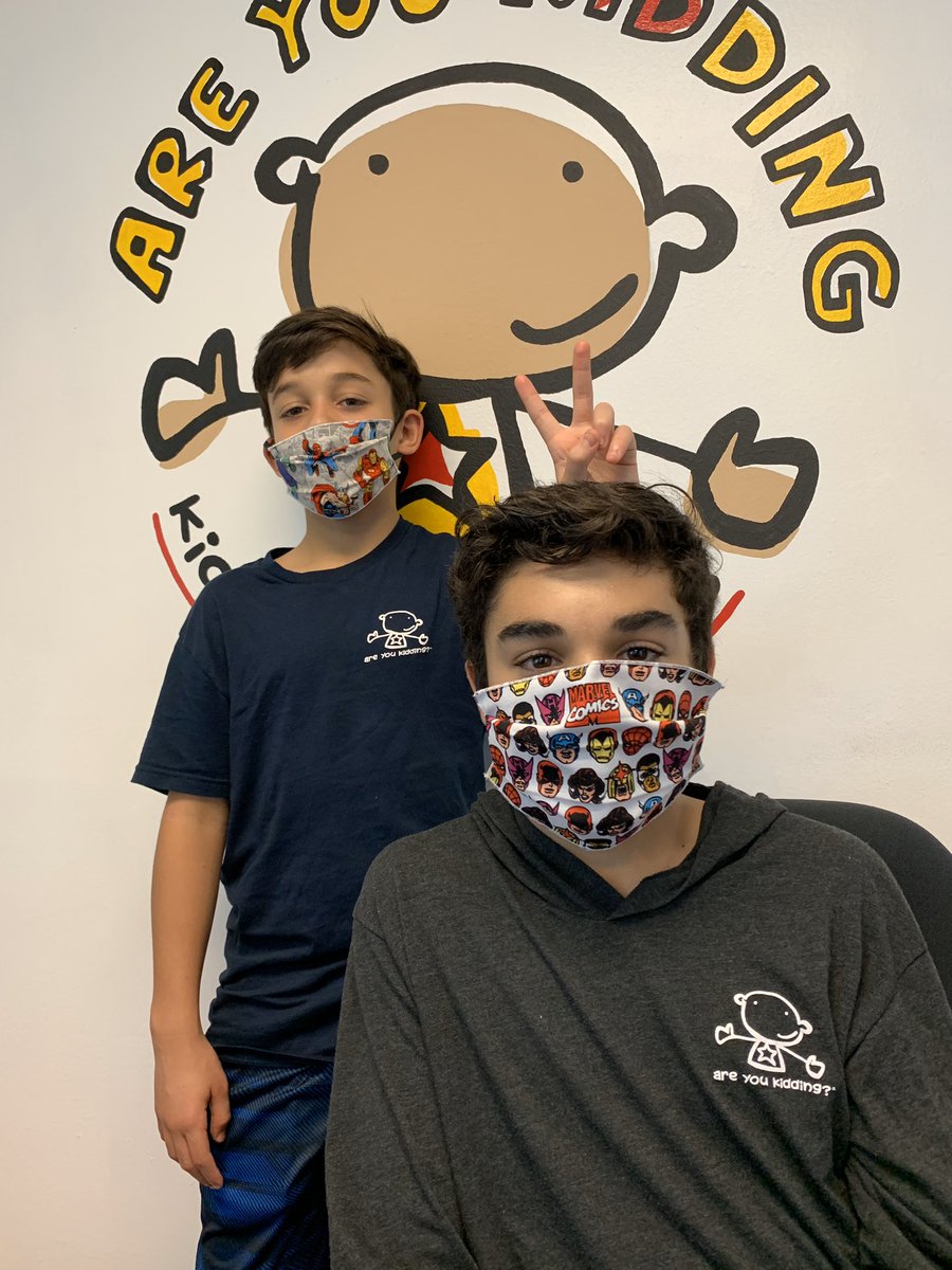 AYKsock's tweet photo. We hope everyone is staying home &amp; safe. We are happy to share with everyone that we are keeping covered while filling orders with our @thewonderfullifeco masks. Thanks to everyone for your continued support. Visit ➪𝗔𝗥𝗘𝗬𝗢𝗨𝗞𝗜𝗗𝗗𝗜𝗡𝗚𝗦𝗢𝗖𝗞𝗦.𝗰𝗼𝗺 and start shopping! https://t.co/TmN5syu4QT