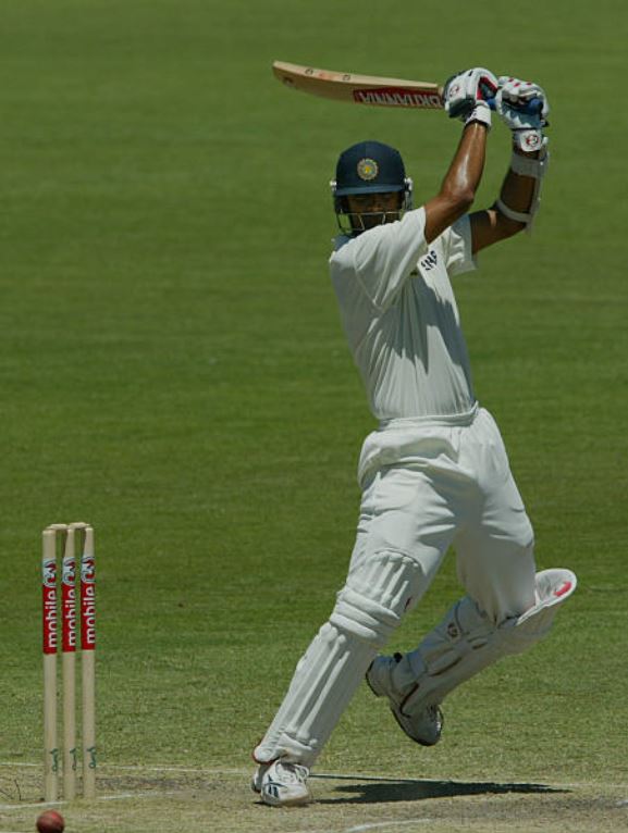 THREAD The joy of Dravid on the off side captured from point/cover region. @debayansen Something that I was talking about