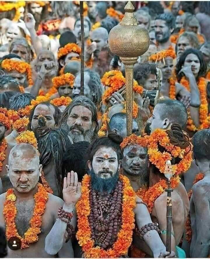 KhairChhoro's tweet photo. #StopLynchingHindus
We r the most ancient religion in the world,only one country in d world where we originally originated &amp; grown our culture &amp; religion. 
We have seen many invadors like mughals &amp; british bt still we survived without harming anybody. So plz #StopLynchingHindus https://t.co/Ldq7NRolAM