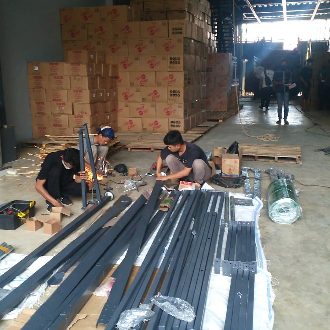 ConveyorId's tweet photo. Assembly Conveyor at Padang City for Customer. 
Product by PT. Nauflieg Global Indonesia
#Conveyor 
#Systemconveyor 
#Karyaanakbangsa https://t.co/u53G5On7fy