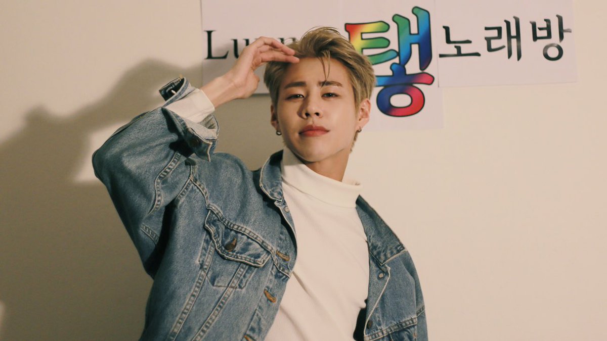 imfact_twt's tweet photo. 태호.
지금!!!!
'📺탷레비전' 에서 
슬기로운 의사생활 ost 
쿨, 조정석 ' 아로하 ' 커버영상이 
공개됩니다!

https://t.co/0SCwf9SXUN

#임팩트 #태호 #imfact #taeho
#탷레비전 #슬기로운의사생활 #ost
#쿨 #조정석 #아로하 https://t.co/PPGm7R99kc