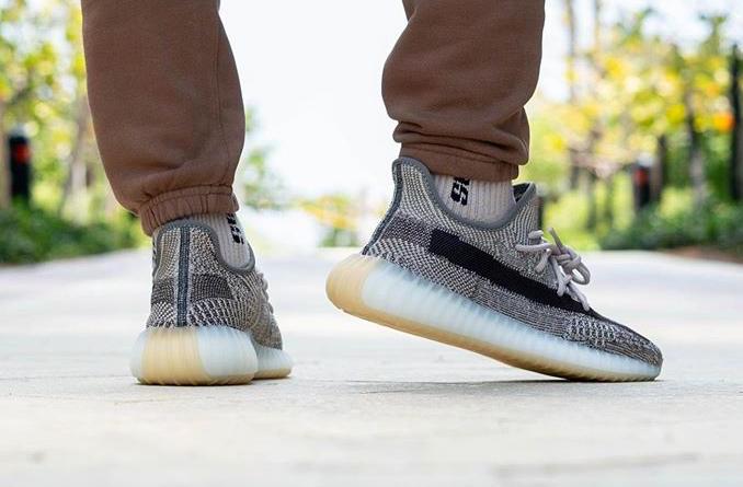 TIME LAPSE: YEEZY 350 BOOST V2 CUSTOM + ON FEET!!! 