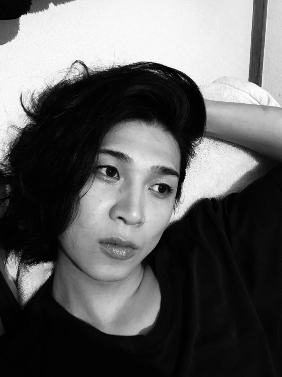 ট ইট র 木田 意外なルートで おだんごめしめしchannel のおだんごさんから回ってきました Rikacoです 自撮りつなぎ 人気youtuberのおだんごさんからバトンを受け取ったので 実は僕の中学からの同級生であり 同期の芸人であり爬虫類youtuberのふじぴこ