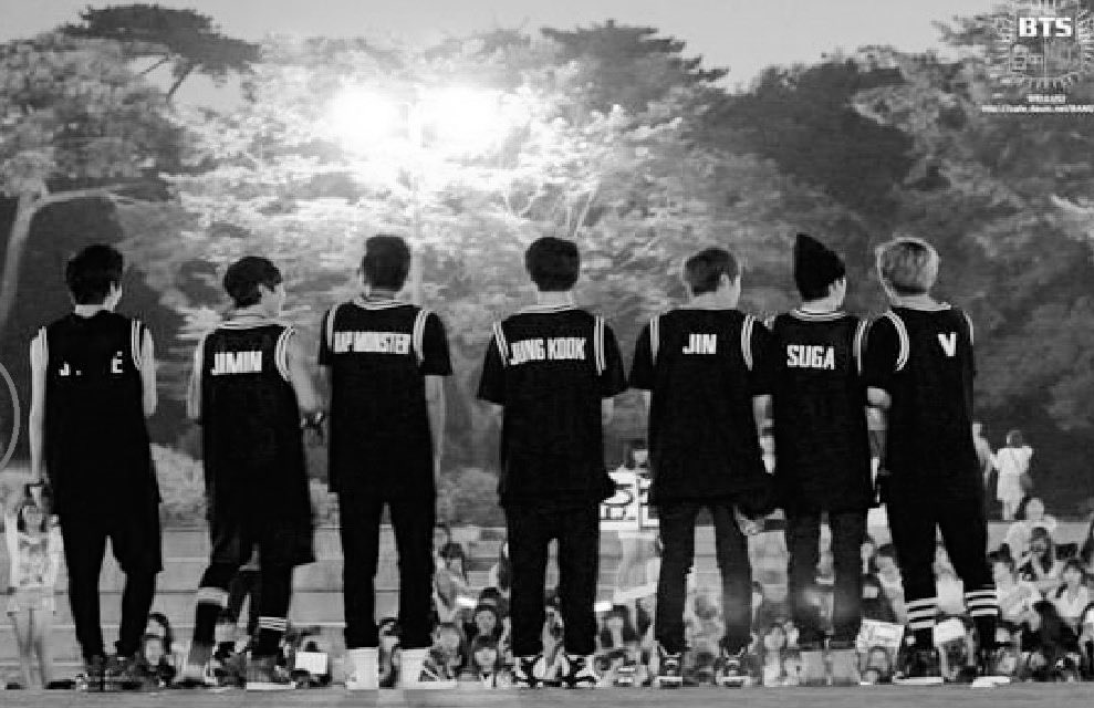 Hoseokelsol's tweet photo. ❃We were only seven
 but we have you all now❃

♡➷➹♡➷➹♡➷➹♡➷➹♡ https://t.co/BCN9TOLjvL