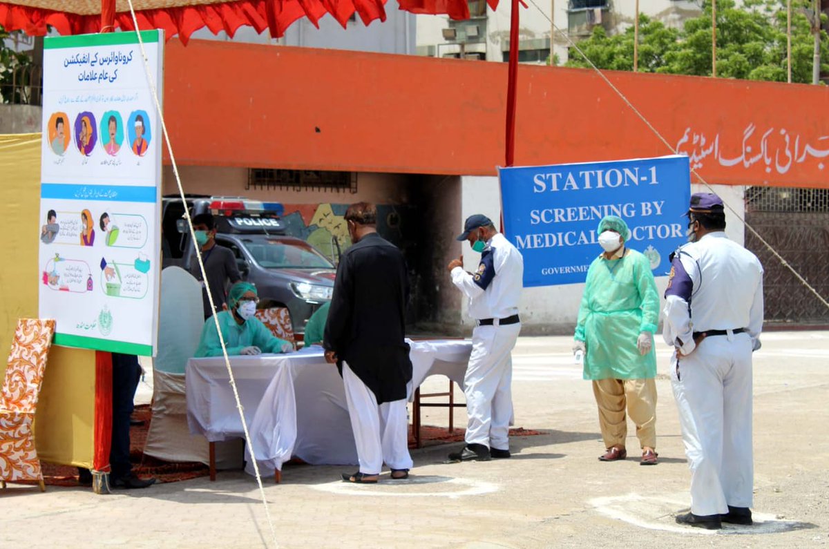 mmwattoo's tweet photo. Walk-through COVID-19 testing facility at Lyari’s Kakri Ground acknowledged by media as well https://t.co/YFvOp6UjF5 https://t.co/2w2R48jeLY