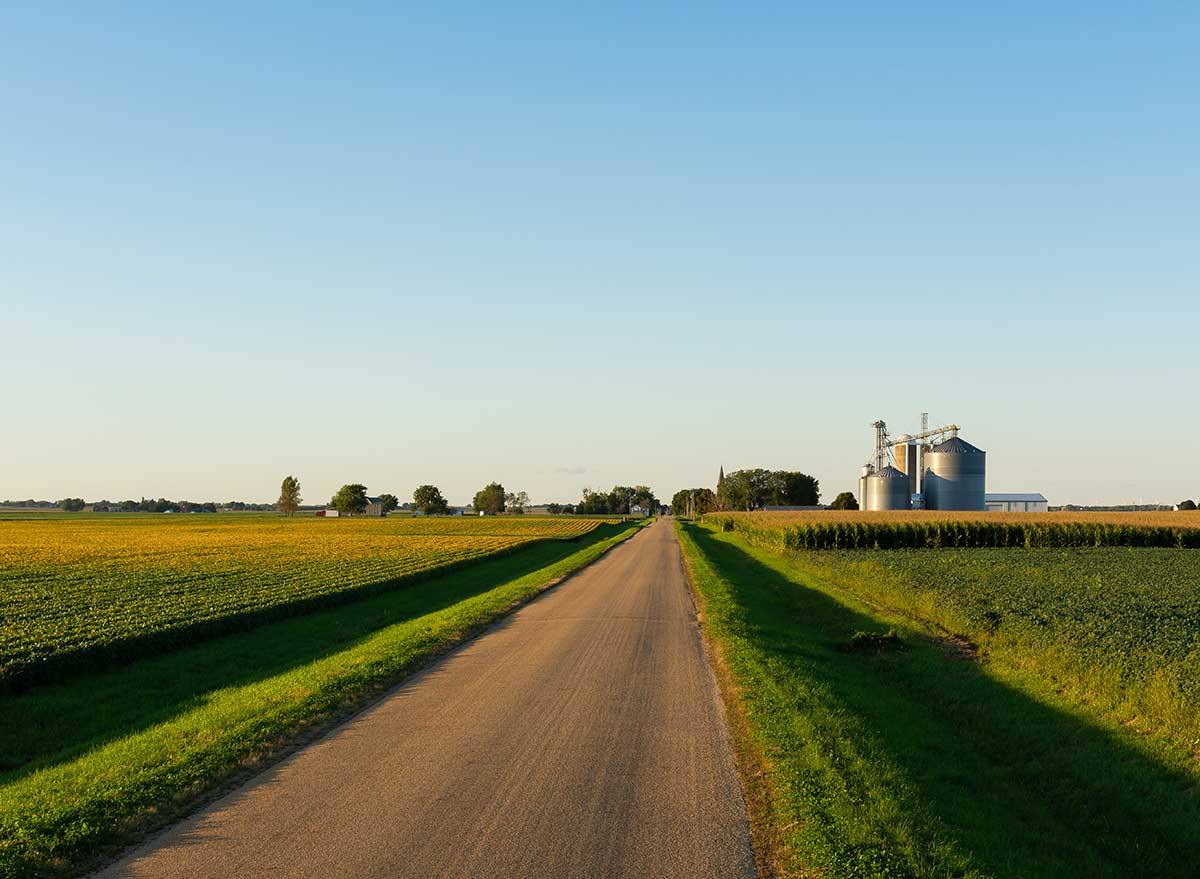Turns out, the Midwest is a great place for a #roadtrip. #travelmore  cpix.me/a/95900030