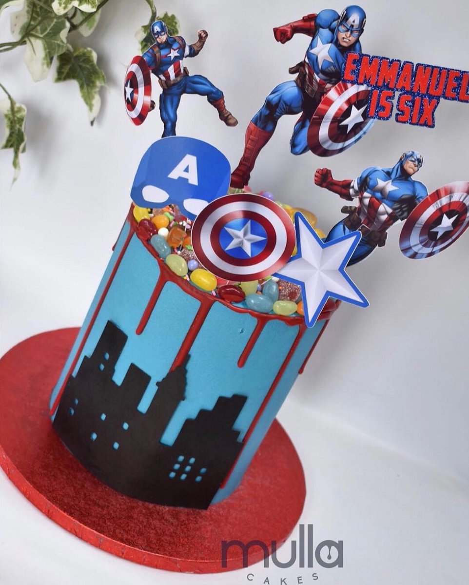 Check out some of our classic drip cakes! 👇🤤