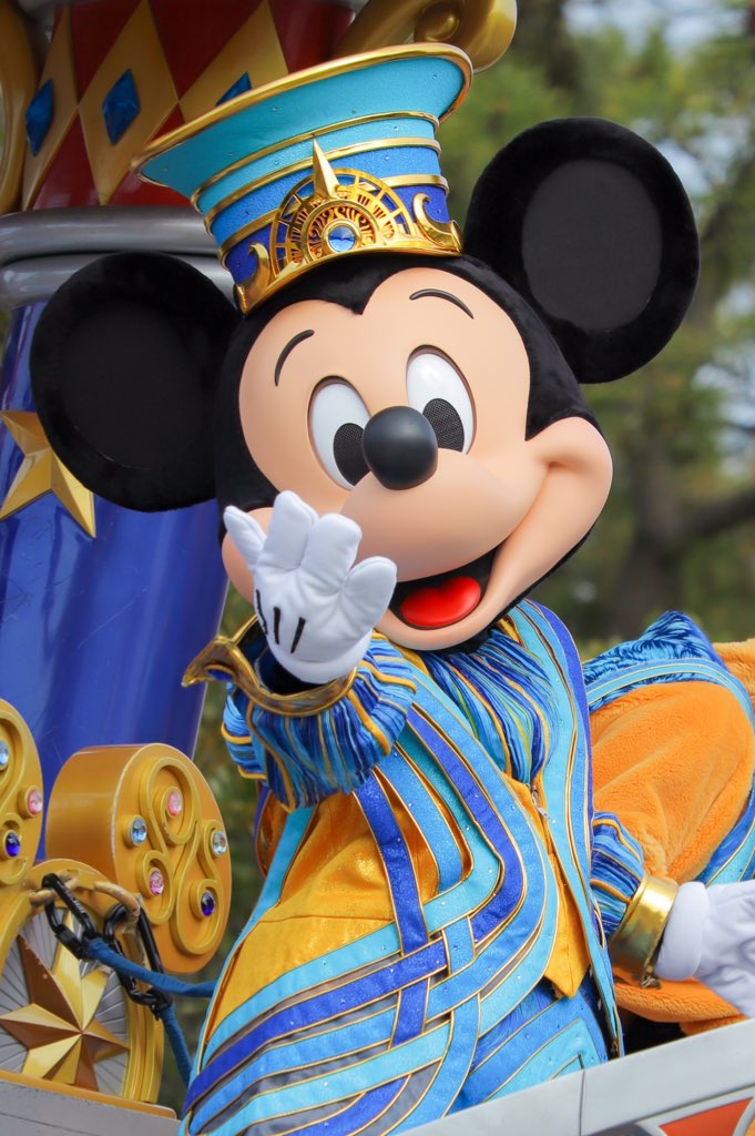 こんばんは！今週は青山学院大学新4年生の私が担当します✨青学のディズニーサークルにも所属しています🐭

私はDカレに入った当初、メンバーに知り合いがほとんどいませんでしたが……🤭
今週はそんな私だからこそ言えるDカレのいいところを発信していきます！#春から青学 #ディズニーサークル