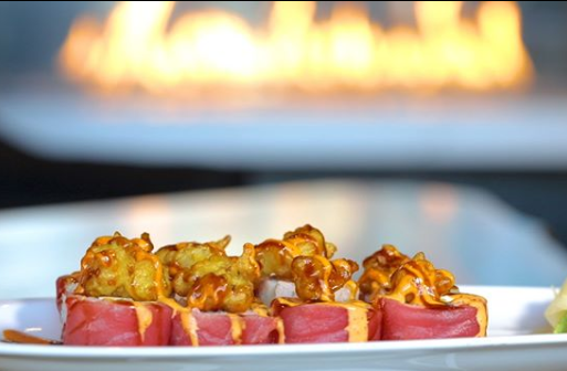 elicitlounge's tweet photo. Today's Featured Roll is "Singing Hills." Made with big eye tuna, shrimp tempura, spicy crab, cream cheese, cucumber, cynamite sauce, eel sauce #elicitlounge https://t.co/JrnaLmTfdG