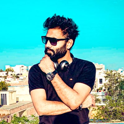 maanamit11's tweet photo. #NewProfilePic https://t.co/tOEjuT2F3T