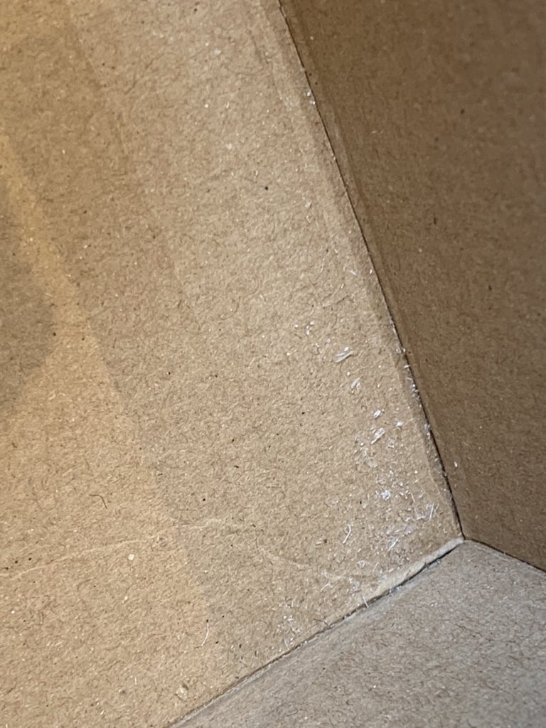 ellenwalker90's tweet photo. @ZARA @ZARA_Care @JOLOVESofficial please help! I ordered 3 #zaraemotions candles which arrived today. The glass has shattered on all of them 😢 (see photos). I have tried to get in touch of email/Facebook/phone to try and resolve but had no reply. Thanks in advance🙏 https://t.co/DpolXt3g1I