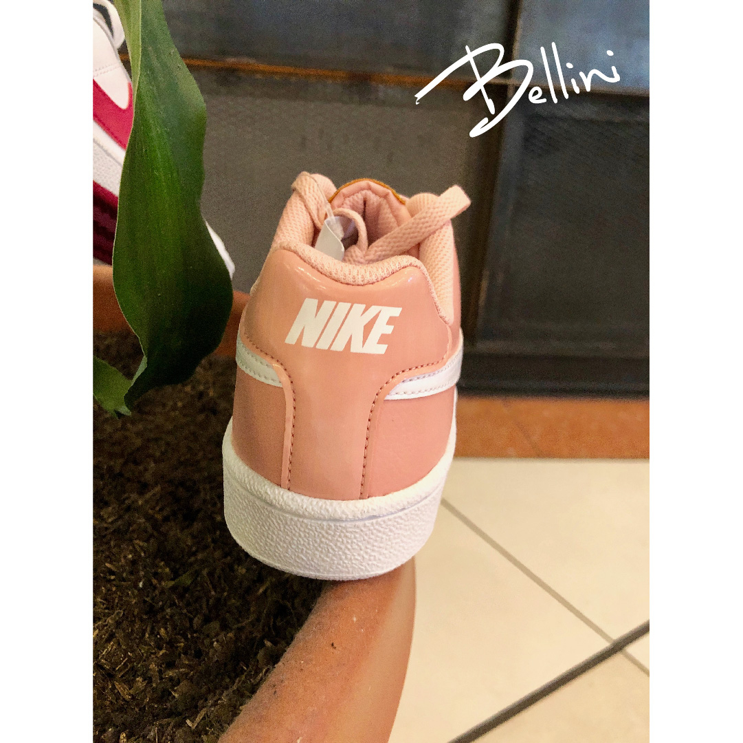 BelliniPanama's tweet photo. Los modelos clásicos de Nike nunca pasan de moda. En oferta a $59.99 orig. $119.95 #bellinipanama #nike  #moda #Calzados #accesorios #sandalias #fashion #zapatos #estilo #panama #derumbaenpanama #507 #pty #confort #ofertazopanama #modaenpanama https://t.co/V8RF3v5Wfz
