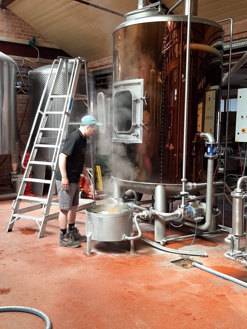 PhippsNBC's tweet photo. Just 3 weeks ago I doubted we would be brewing again until the pubs opened again. Today were fired up the Albion Brewery copper for a new bottle run of Gold Star as we are close to running out. #beer@home deliveries https://t.co/nFgCRPjkmh