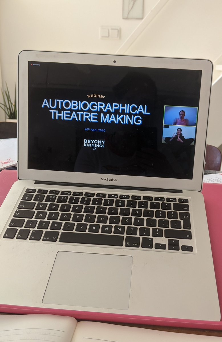 brizaface's tweet photo. Today was a good day ✏️
THANK YOU @BryonyKimmings 💥 https://t.co/MrJxkkxKN8