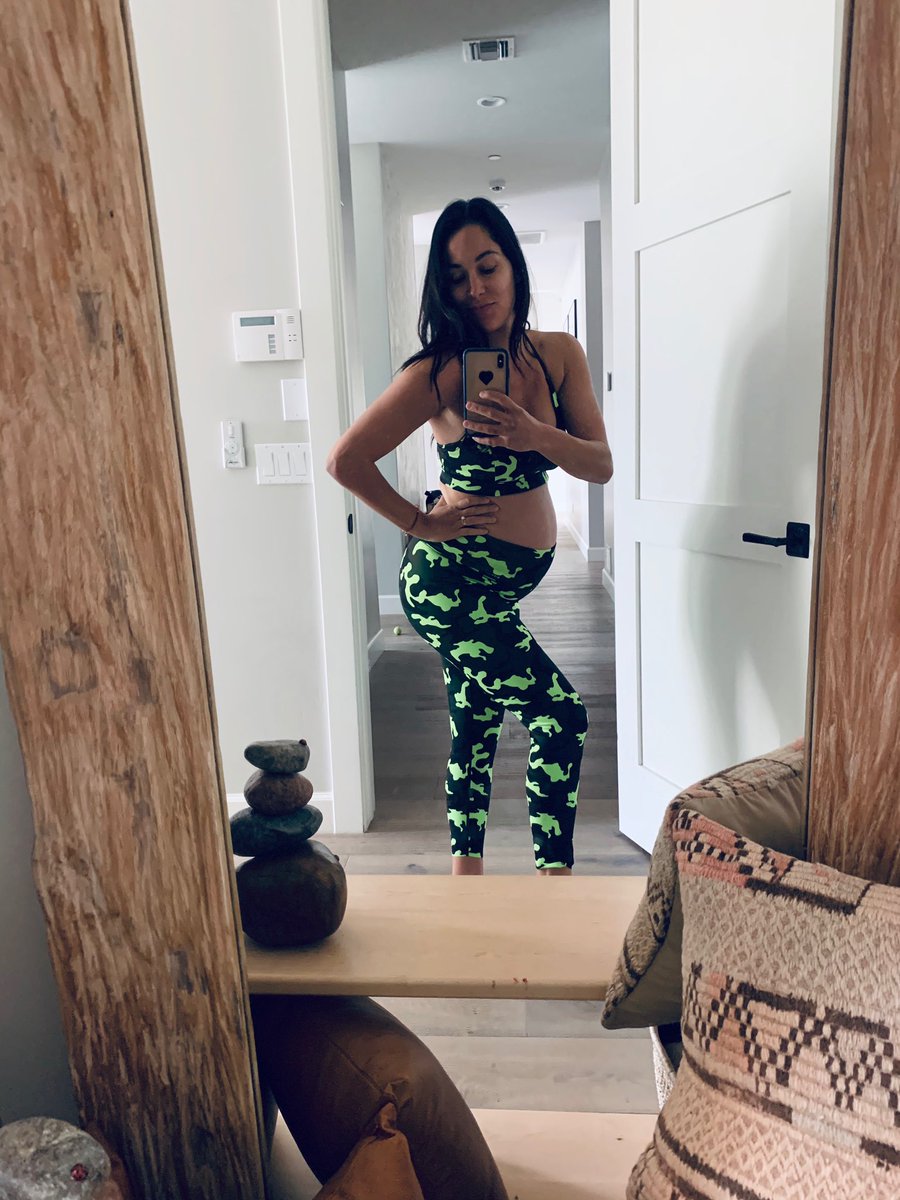 NikkiAndBrie's tweet image. I’ll be rocking our NEW @birdiebee greens (not edible lol) I’m wearing a large top and medium pants, Brie is in both mediums. Love that it doesn’t have to be maternity to fit! Click link to get yours 💚🖤N #Birdiebee shop.birdiebee.com/collections/ca…