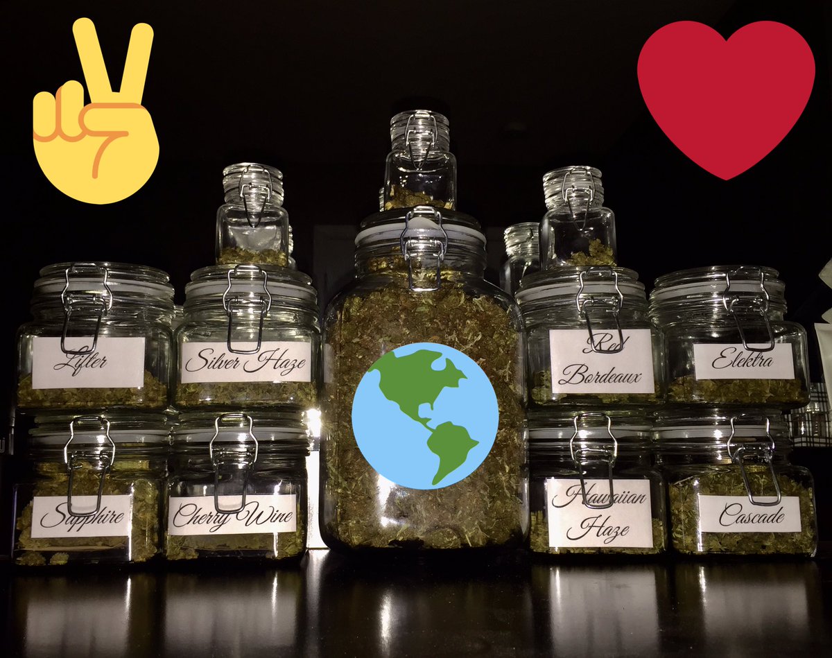 CreativeSnipes's tweet image. Ayee Happy 420 all ✌🏻 &amp;amp; ❤️