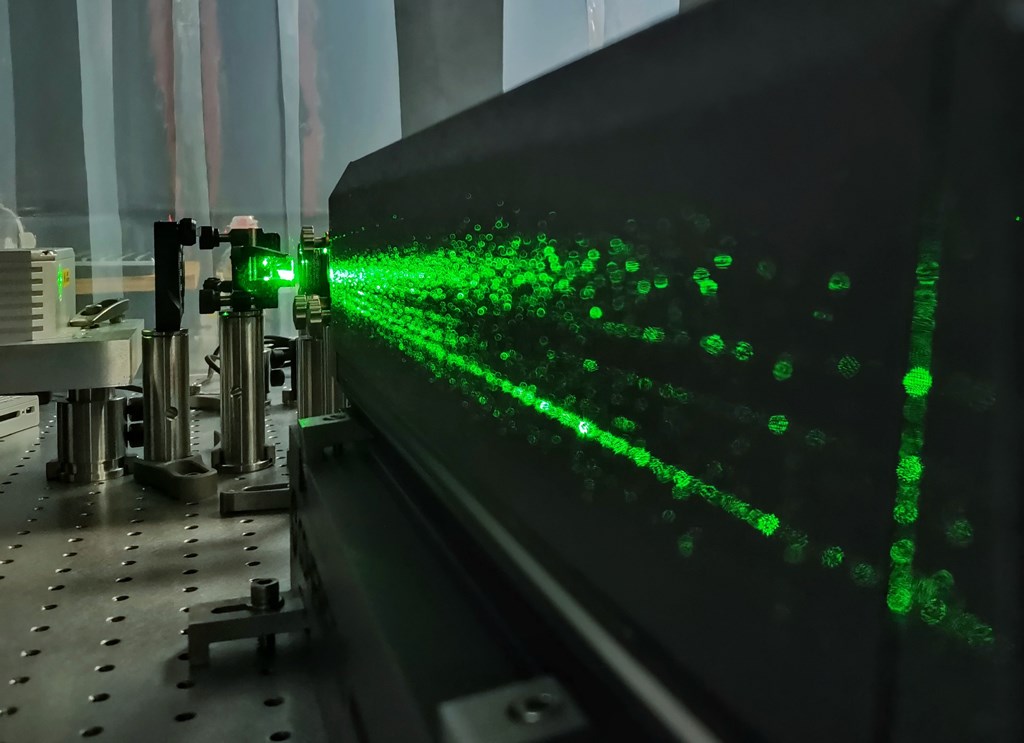 OPNmagazine's tweet photo. Image of the Week: Scattered Beam

Light from a continuous-wave laser.

Read more here: https://t.co/Z5qHTs8dcu

#light #laser #beamsplitter #beam #wave https://t.co/4FfyHXni3C
