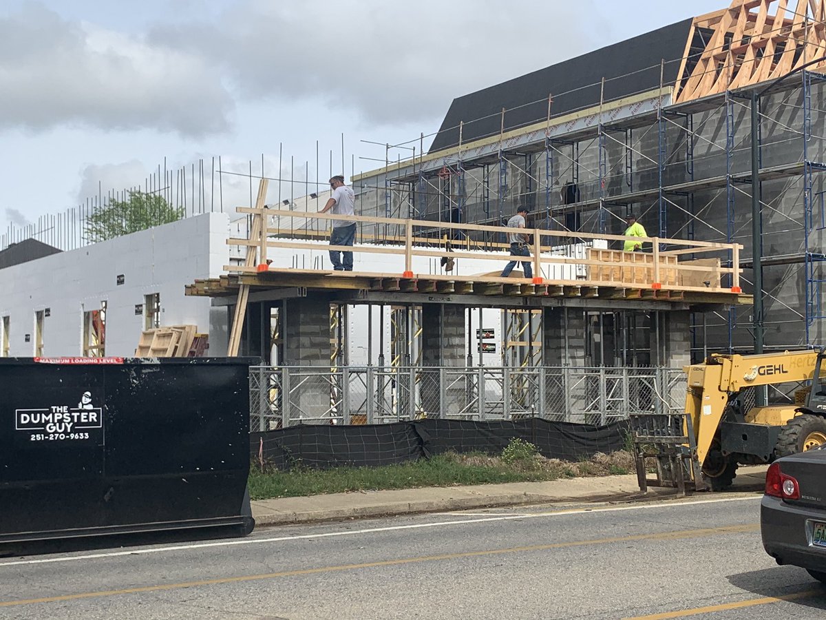 ICF walls pretty much complete except for some patch work, now we are working on the front arched beams. 24” wide x 30” deep arched beams.😳.  #ICFConstruction. #StickBuiltisForSissies. #FoxBlocks #LiteDeck #EcoSpan.