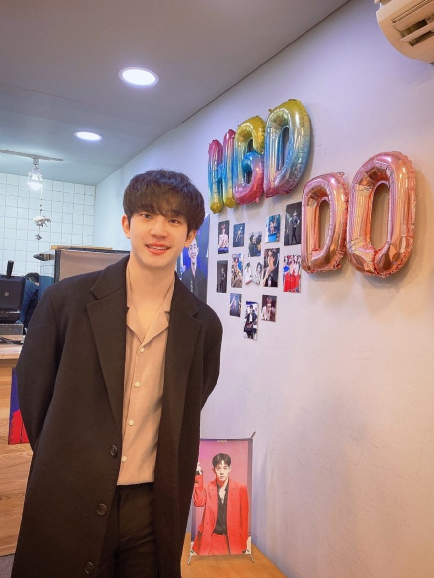 dojoonpics's tweet photo. ↳ 200420 ; ©parclassic ig story
      #박도준 #더로즈 #Dojoon #TheRose ♡ https://t.co/V1HRcL50Vd