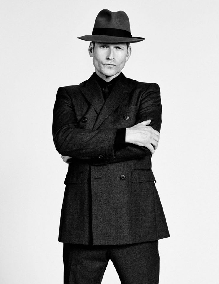 Happy Birthday to Crispin Glover who turns 56 today! 