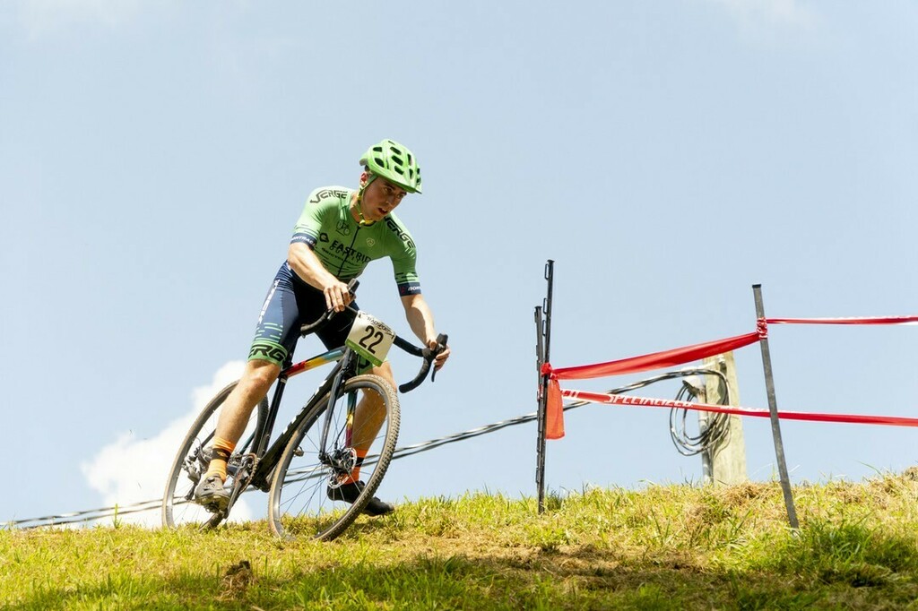 readingradsport's tweet image. Alex Pankiw shredding on the cyclocross course in City Park. How effective would a CX bike be for riding up the trails on Mt. Penn? ⁠
⁠
Photo by @mtjphoto⁠
⁠
#readingradsport #citypark #ditcourse #readingisanoutdoorrecreationdestination⁠
⁠
@readi… instagr.am/p/B_NQTZdHouL/
