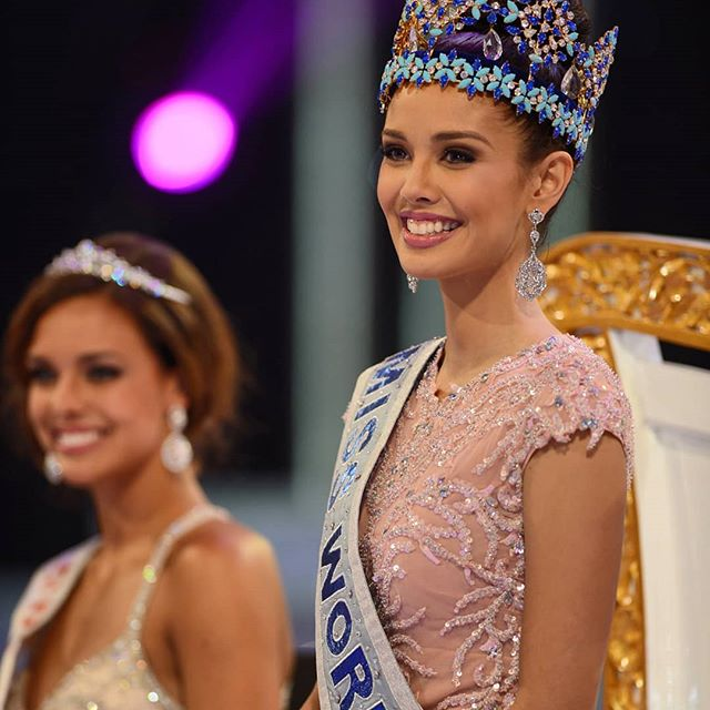 pageant_i's tweet photo. Miss World 2013 "Megan Lynne Young" 1st Runner Up Miss World 2013 "Marine Lorphelin" from France 💫 Megan is the first Miss World from the Philippines. One of the best Miss World in history. #MisWorld ✨ https://t.co/gKrkCi2q8z