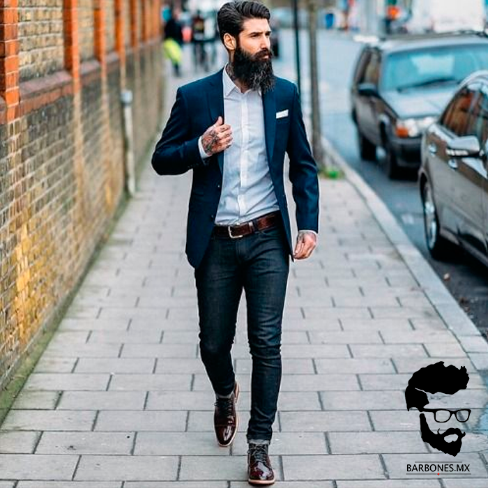 TodoBarbones's tweet photo. Qué onda, hermanos? ¿Qué les parece el look de hoy?
.
.
.
#BarbonesMX #beardman #barbon #barba #vollbart #bart #Barbones #somosbarbones #bearded #Beardlove #beard #beardlove #beardguy #barbashot #outfitoftheday #outfitdehoy #LookBarbon #LookDelBarbonDelDia #monday #lunes #montag https://t.co/Oh4ec3zXUP