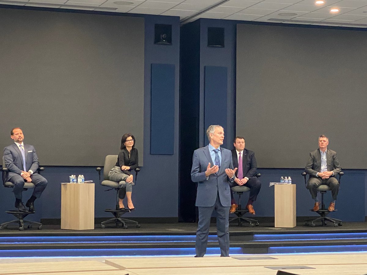 DFab1959's tweet photo. .#ICYMI - The link from last Friday’s #COVID19 Update, featuring the latest market, public health, practice &amp; legislative updates from @starkeyhearing’s Leadership team, including @BrandonSawalich, @ArchelleMD, @MichaelDScholl &amp; @golfsalot is here:

https://t.co/rqSVfn3PZJ https://t.co/PNZm90m9KM