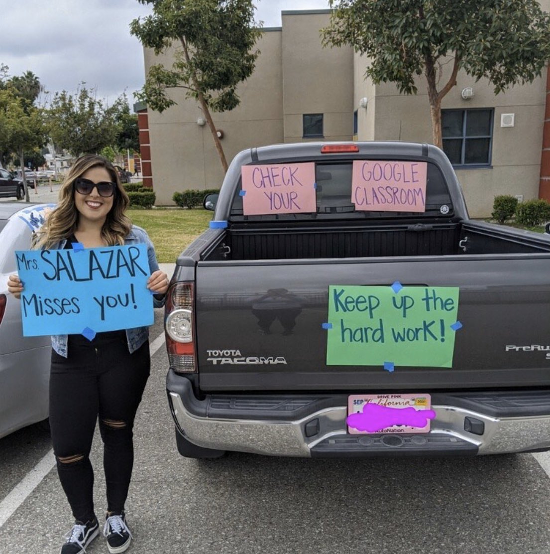LynwoodSchools's tweet image. We held three car parades today! More coming this week! ❤️🚗🎉@TMarshallEleme1 @ElementaryLugo ... #carparade #wearelyneood #lynwoodca