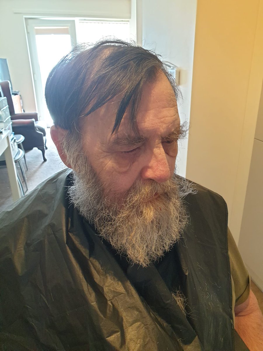 Wells done chaps for supporting a sponsored beard or head shave in aid of 3 local self employed ppl unable to work at the moment. @Solihullhousing <a href="/HairSaxon/">Saxon Court Hair Salon</a> @blacktrainmusik <a href="/3Treescentre/">ThreeTreesCentre</a> @solihull_radio <a href="/ITVCentral/">ITV News Central</a> <a href="/solihullobserve/">Solihull Observer</a> <a href="/ScHwellbeing/">SCHwellbeing</a>  <a href="/EngagementSch/">SCH Engagement</a> <a href="/ChelmsleyNews/">Chelmsley Wood News</a>