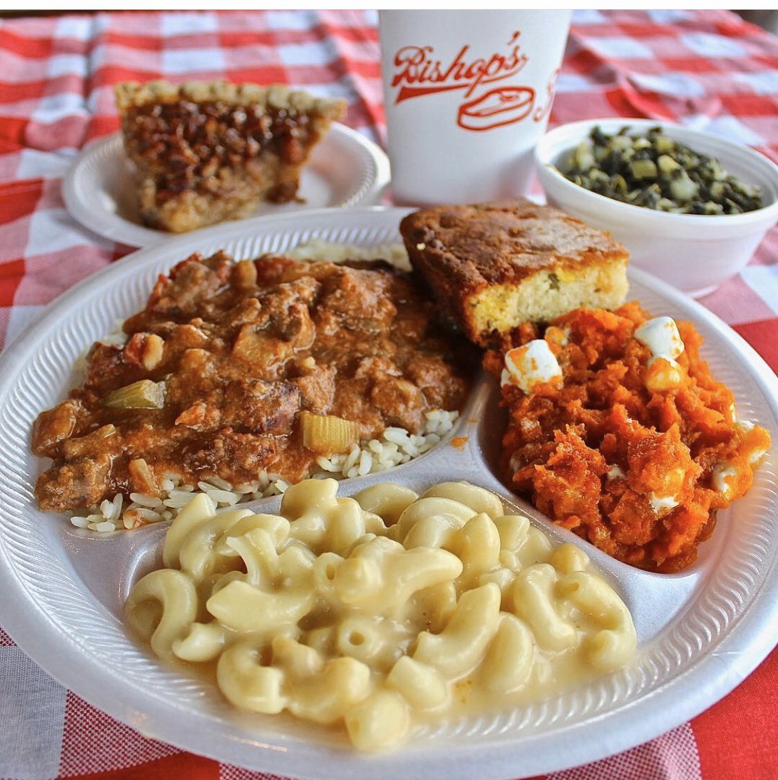 bishopsmeat3's tweet photo. Beautiful day for a backyard picnic! Braised beef tips with rice (Monday special), mac & cheese, carrot souffle, turnip greens & jalapeno cornbread, with pecan pie for dessert! #BishopsToGo
☎️615-771-9432
https://t.co/JqC3heBo3y
🚘https://t.co/UIns4COqI8
615-669-8141 https://t.co/mH6GndIPnB