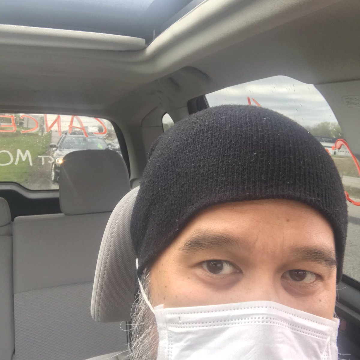 howardamosa's tweet image. Out here doing a safe, social distancing action on I-70 with @KCTenants to show @GovParsonMO that he needs to #cancelrent to #ProtectMOTenants!! #itsaproblem and it’s time to act