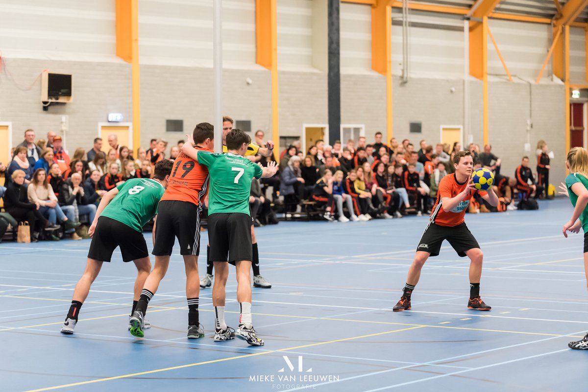 Vacature trainer/coach Valto 2

Korfbalvereniging Valto zoekt een nieuwe trainer/coach voor Valto 2, spelend reserve overgangsklasse in de zaal en op het veld.

Bekijk snel de vacature op ckv-valto.nl/persberichten/… en reageer!