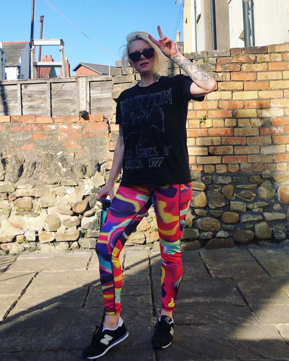 Polly James tweet media