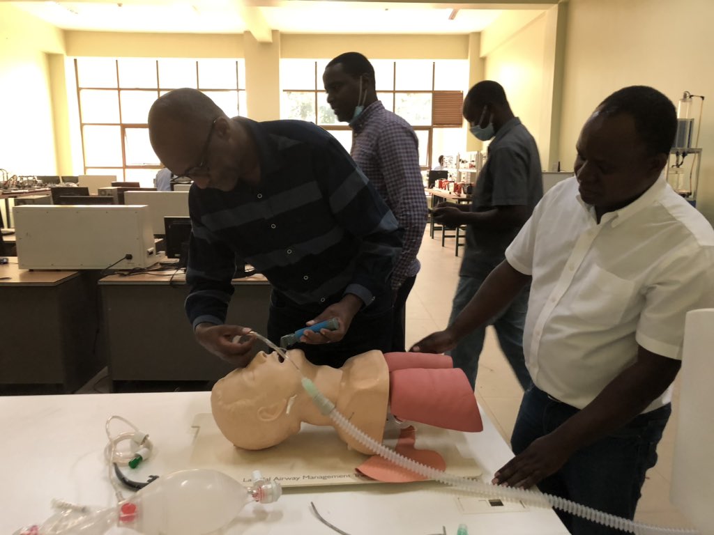 RulisaS's tweet photo. Today we tested the Made in #Rwanda ventilator on the Maniquene that simulate patient’s lungs and successfully ventilated the lungs with required volume , proud of the team doing a great job @Uni_Rwanda @RwandaHealth https://t.co/nYTQhM99yo